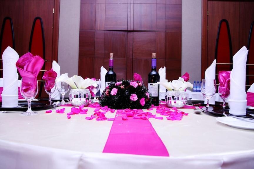 New Jbk Hotel Kampala Zewnętrze zdjęcie