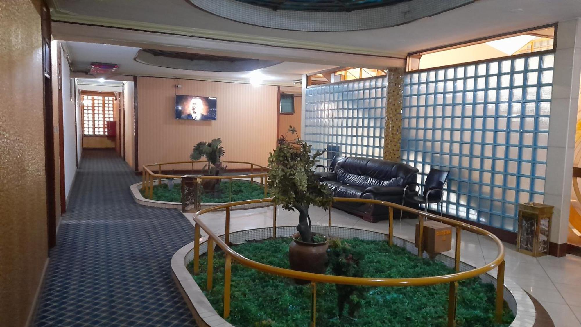 New Jbk Hotel Kampala Zewnętrze zdjęcie