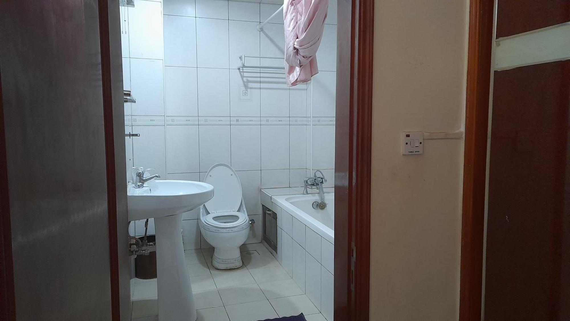 New Jbk Hotel Kampala Zewnętrze zdjęcie