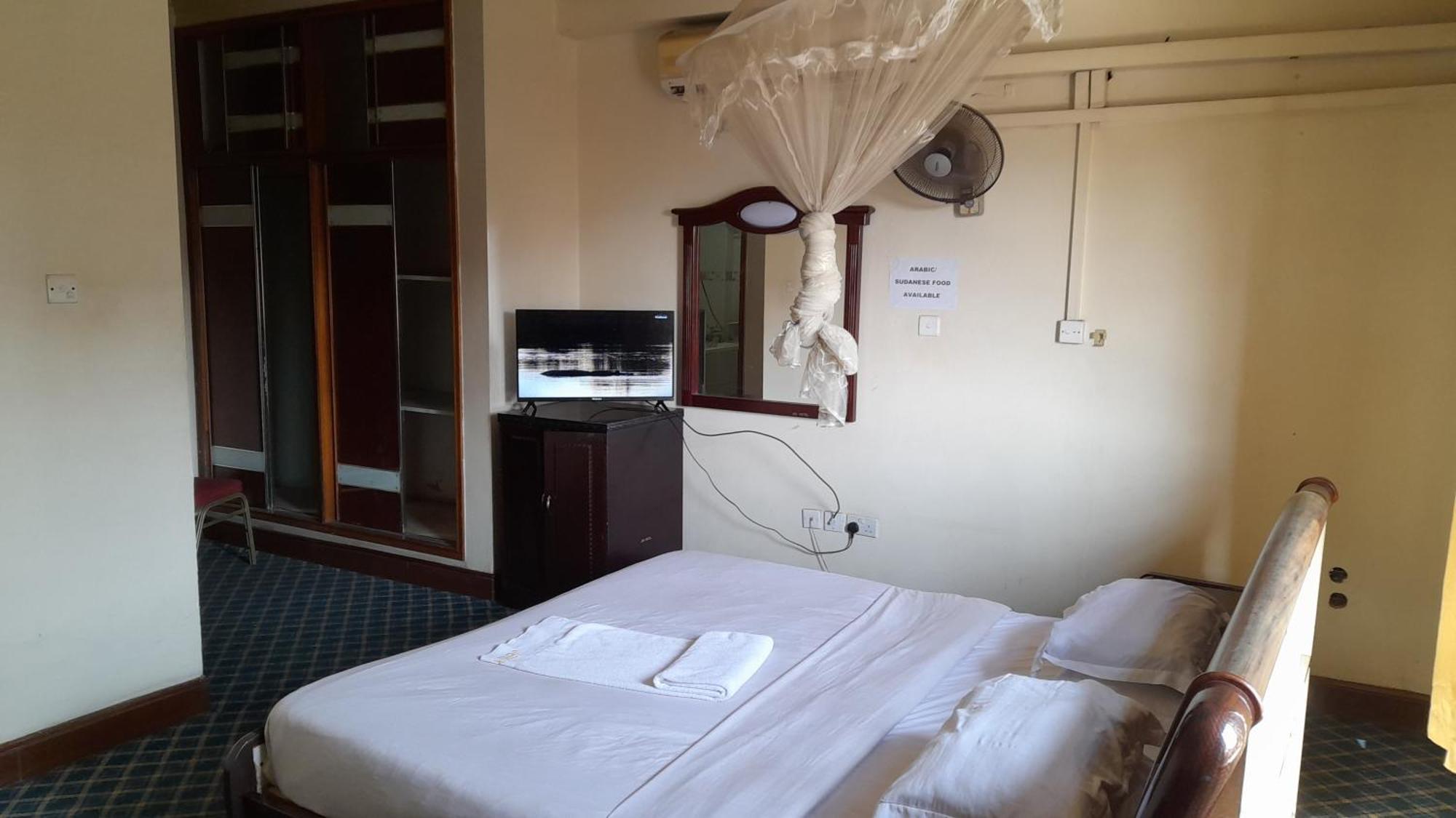 New Jbk Hotel Kampala Zewnętrze zdjęcie